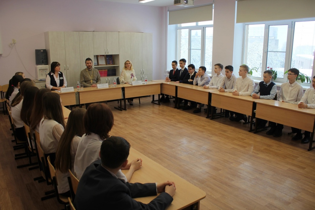f09KrAK14h4.jpg