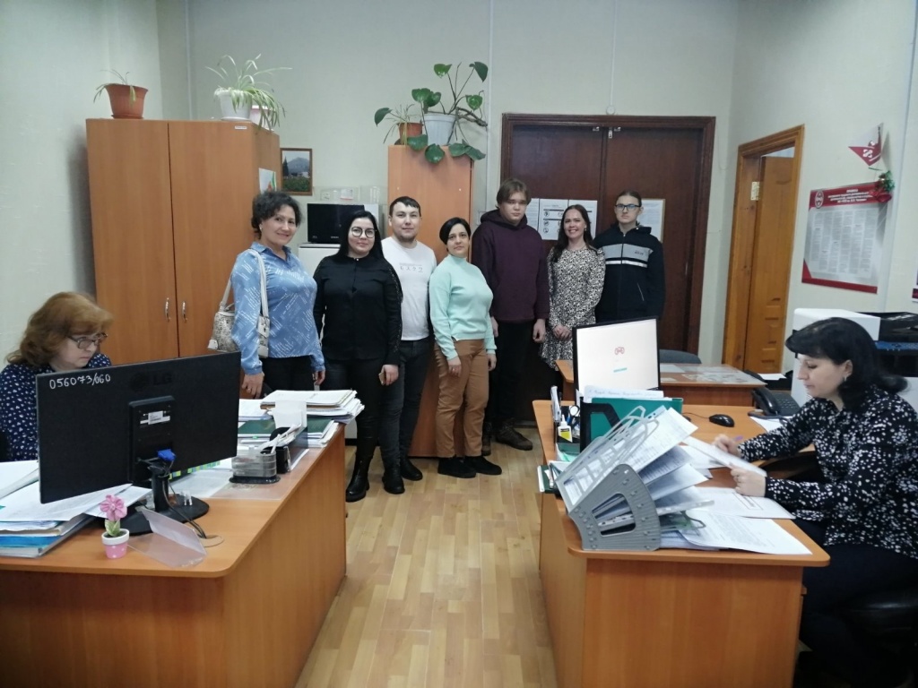 9cy2Hor50-k.jpg